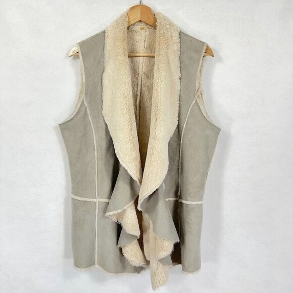 Faux Shearling Gray And Cream Open Patchwork Vest Large - Picture 1 of 4